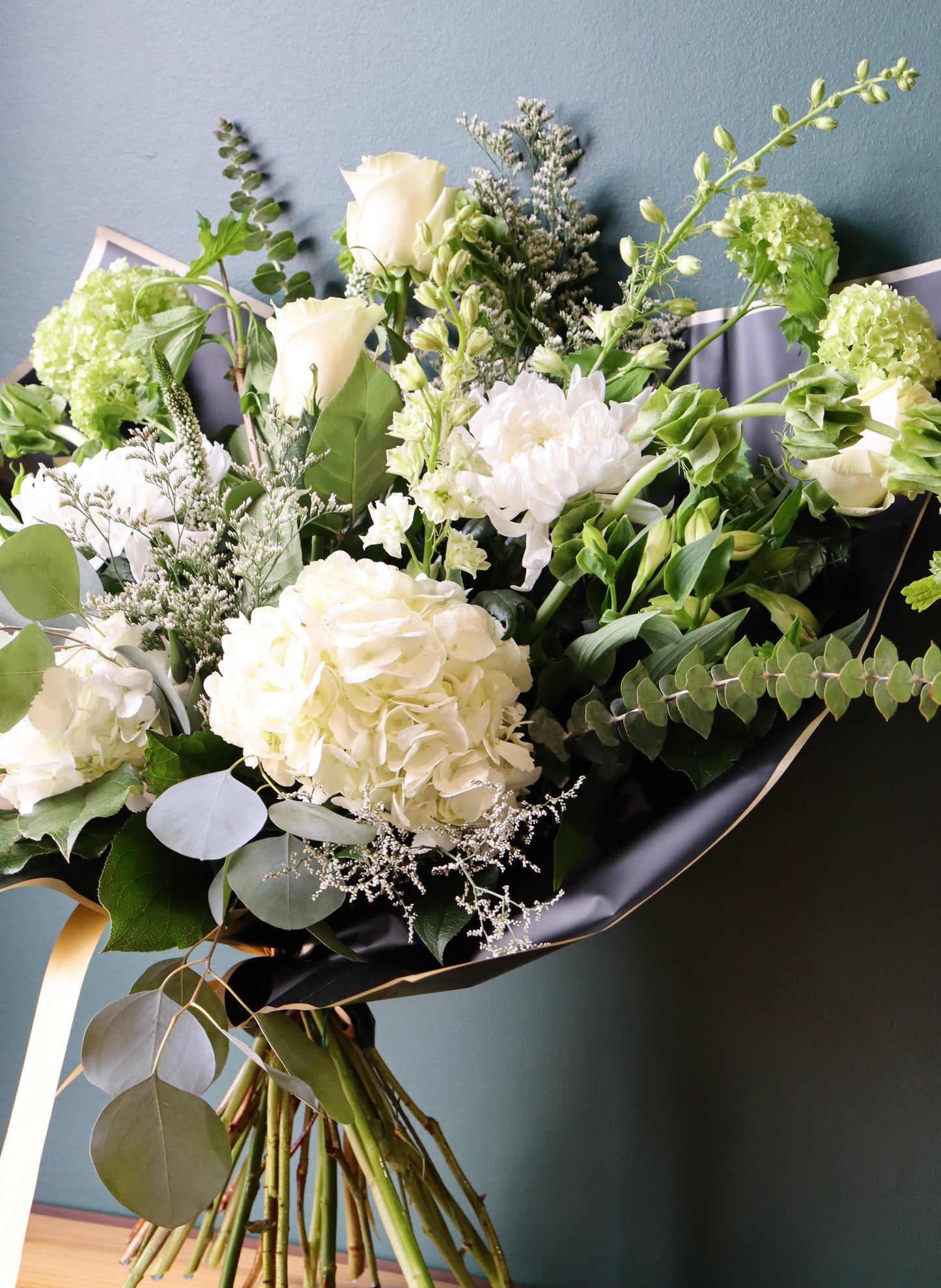 Blanc Elegance Bouquet - Fuller Flowers
