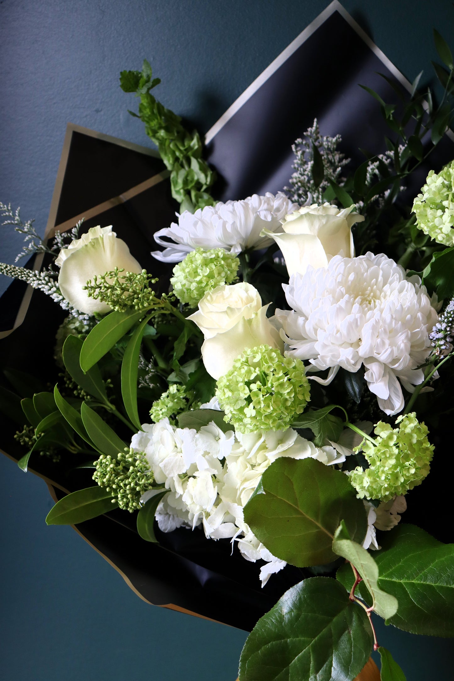 Classic Ivory Bouquet - Fuller Flowers