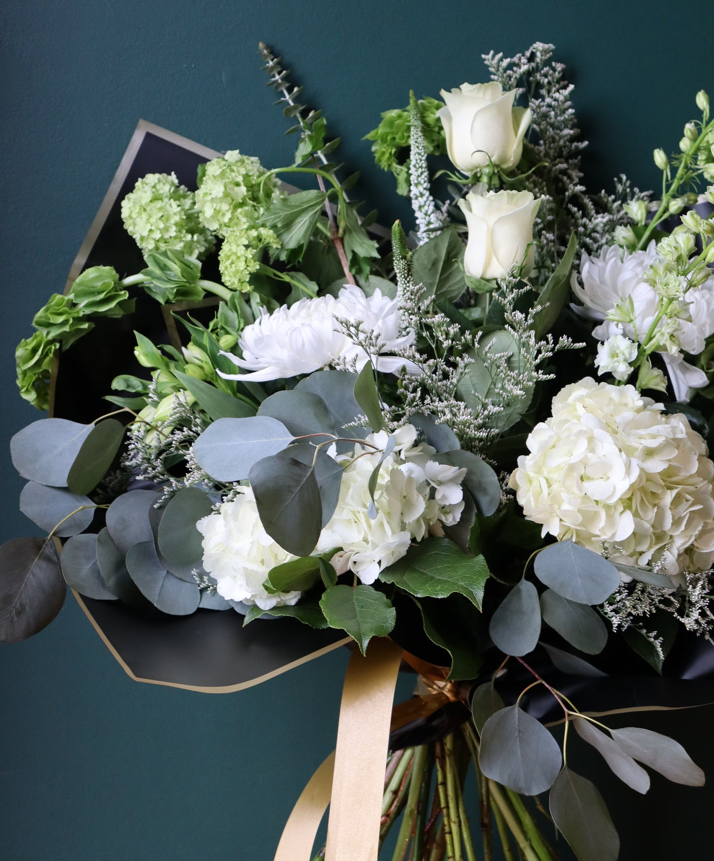 Blanc Elegance Bouquet - Fuller Flowers