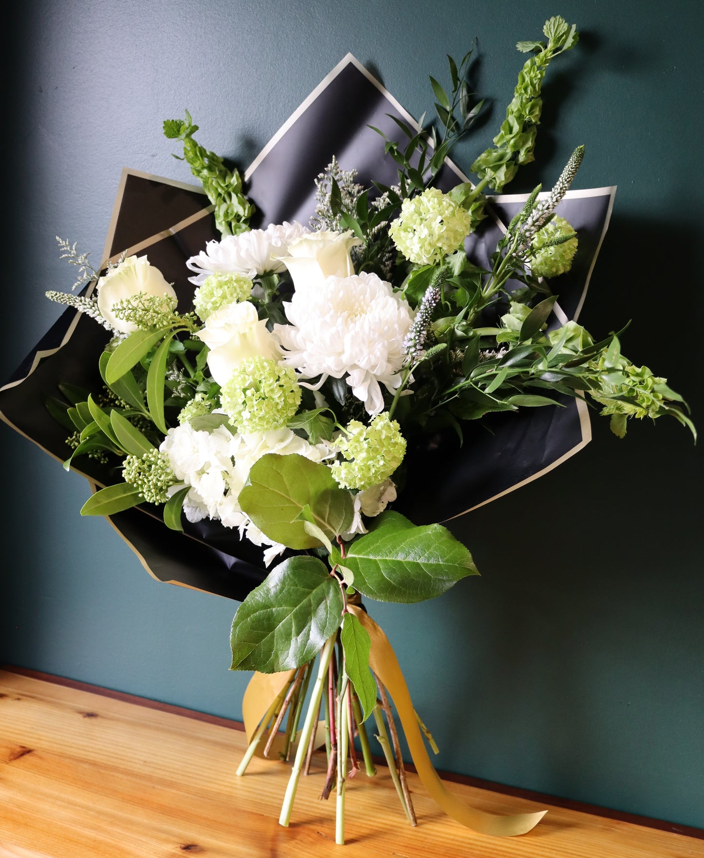 Classic Ivory Bouquet - Fuller Flowers